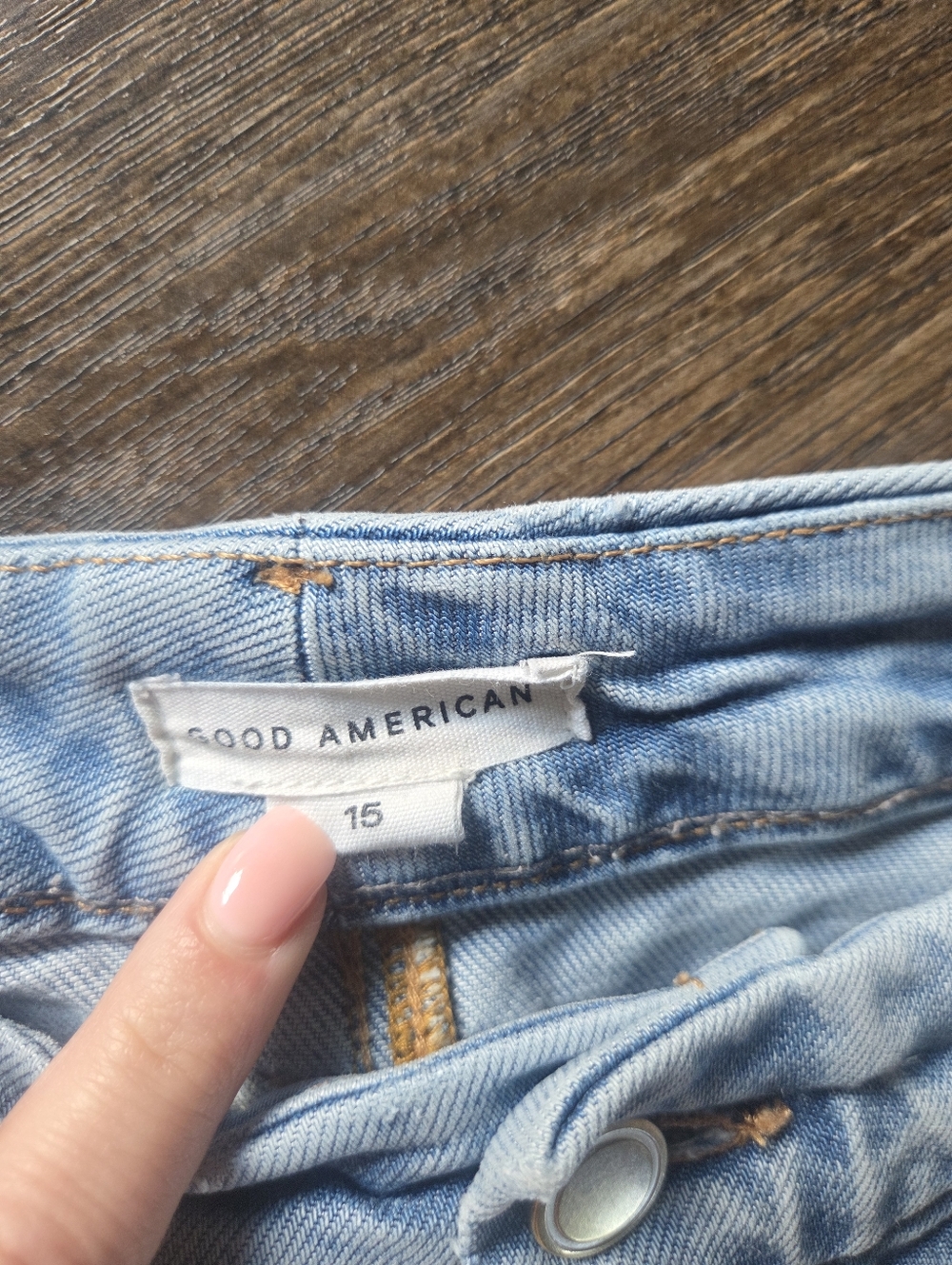 Good American Distressed Denim - Picture 2 of 4